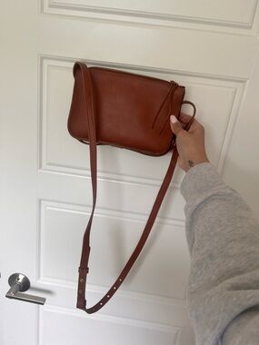 Madewell The Simple Crossbody Bag